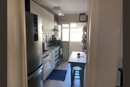 Cozinha de apartamento à venda com 2 quartos, 73m² em Farroupilha, Porto Alegre