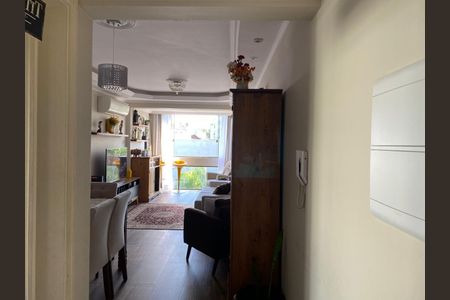 Entrada de apartamento à venda com 2 quartos, 73m² em Farroupilha, Porto Alegre