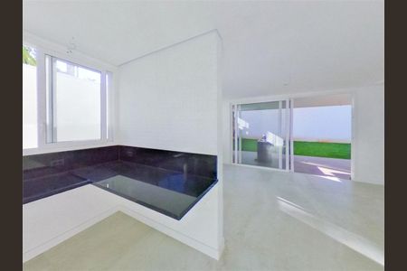 Casa à venda com 415m², 4 quartos e 4 vagas