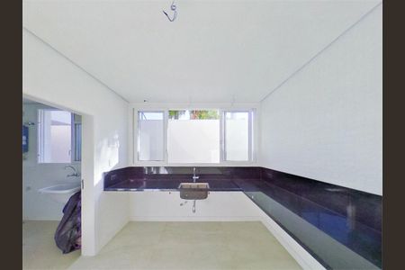 Casa à venda com 415m², 4 quartos e 4 vagas