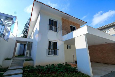 Casa à venda com 380m², 5 quartos e 4 vagas