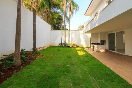 Casa à venda com 380m², 5 quartos e 4 vagas