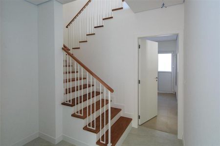 Casa à venda com 380m², 5 quartos e 4 vagas