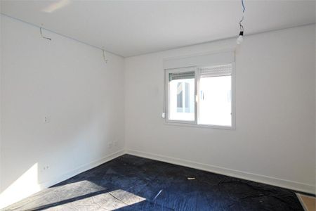 Casa à venda com 5 quartos, 380m² em Jardim Marajoara, São Paulo