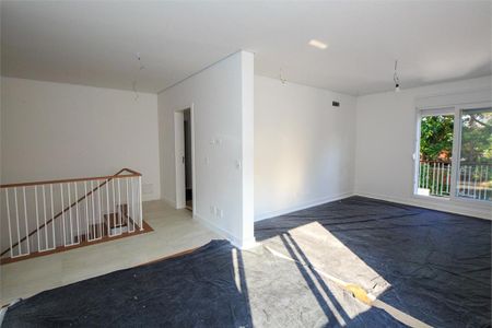 Casa à venda com 380m², 5 quartos e 4 vagas