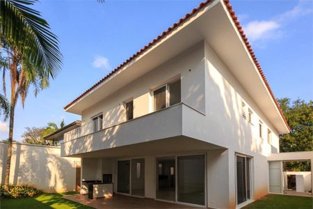 Casa à venda com 380m², 5 quartos e 4 vagas