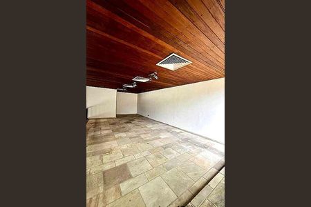 Apartamento à venda com 166m², 4 quartos e 1 vaga