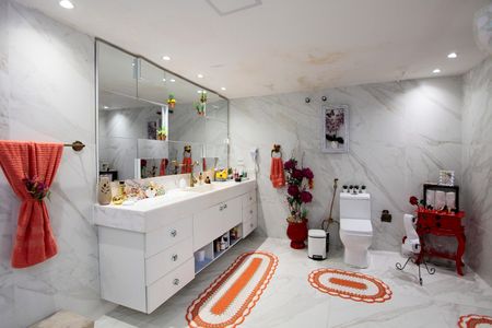 Casa de condomínio à venda com 176m², 5 quartos e 4 vagas Casa de condomínio à venda com 176m², 5 quartos e 4 vagasBanheiro da Suíte 2