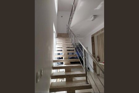 Casa à venda com 358m², 4 quartos e 1 vaga