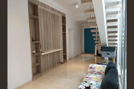 Casa à venda com 358m², 4 quartos e 1 vaga