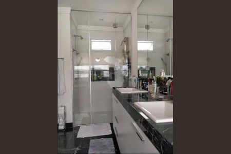 Casa à venda com 358m², 4 quartos e 1 vaga