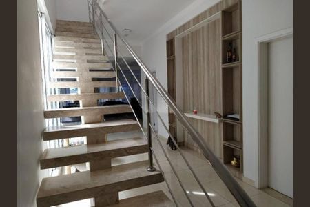 Casa à venda com 4 quartos, 358m² em Swiss Park, Campinas
