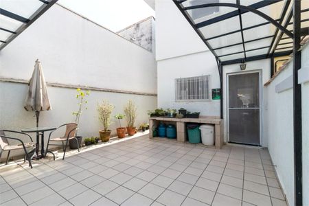 Casa à venda com 150m², 3 quartos e 2 vagas