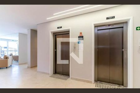 Apartamento à venda com 28m², 1 quarto e sem vagaÁrea comum