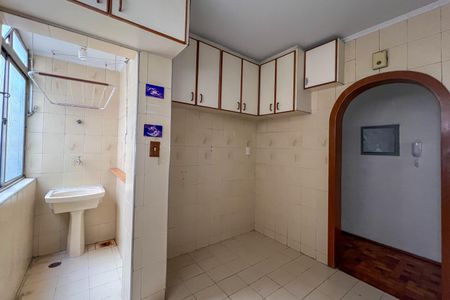 Apartamento à venda com 69m², 2 quartos e sem vaga Apartamento à venda com 69m², 2 quartos e sem vagaCozinha e área de serviço