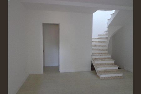 Casa à venda com 3 quartos, 89m² em Vila Butantã, São Paulo