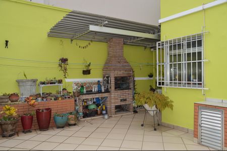 Casa para alugar com 280m², 5 quartos e 3 vagasQuintal