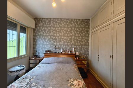 Casa para alugar com 280m², 5 quartos e 3 vagas Casa para alugar com 280m², 5 quartos e 3 vagasQuarto 1