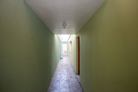 Casa à venda com 275m², 4 quartos e 2 vagasCorredor externo