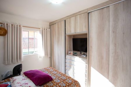 Casa à venda com 275m², 4 quartos e 2 vagasQuarto 1