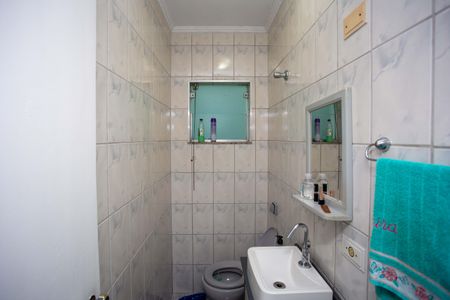 Casa à venda com 275m², 4 quartos e 2 vagasBanheiro 1