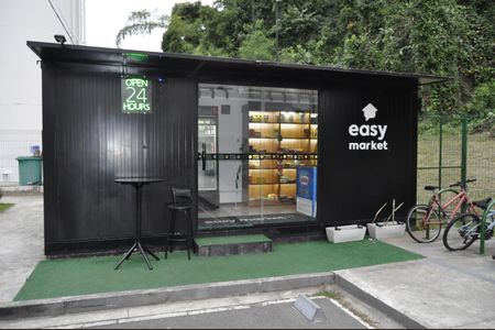 Apartamento à venda com 44m², 2 quartos e sem vagaÁrea comum