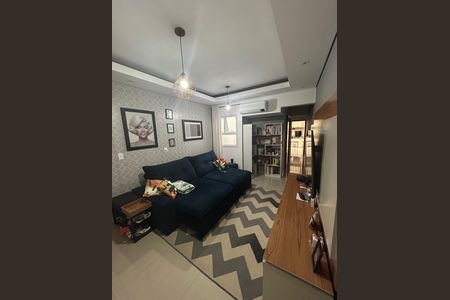 Apartamento à venda com 94m², 2 quartos e 1 vaga Apartamento à venda com 94m², 2 quartos e 1 vagaSala