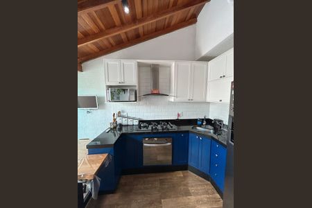 Apartamento à venda com 94m², 2 quartos e 1 vaga Apartamento à venda com 94m², 2 quartos e 1 vagaCozinha e Área de Serviço