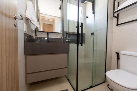 Apartamento à venda com 71m², 3 quartos e 3 vagas Apartamento à venda com 71m², 3 quartos e 3 vagasBanheiro