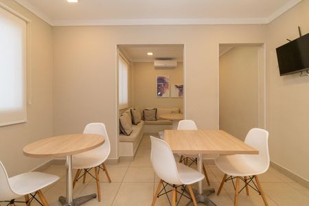 Apartamento à venda com 45m², 2 quartos e sem vagaÁrea comum - Salão de festas