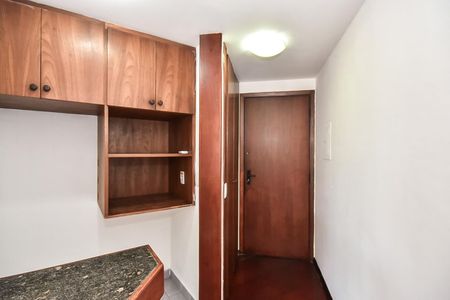 Apartamento para alugar com 65m², 2 quartos e 1 vagaSala