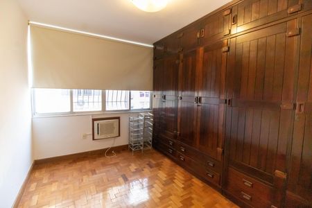 Apartamento à venda com 147m², 3 quartos e 1 vagaSuíte 