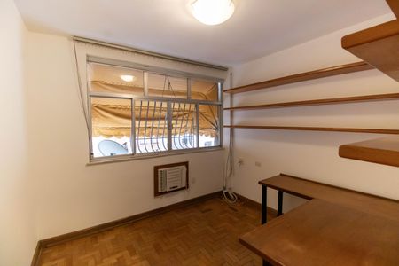 Quarto 1 de apartamento à venda com 3 quartos, 147m² em Icaraí, Niterói