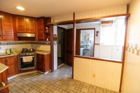 Apartamento à venda com 147m², 3 quartos e 1 vagaCozinha e Área de Serviço