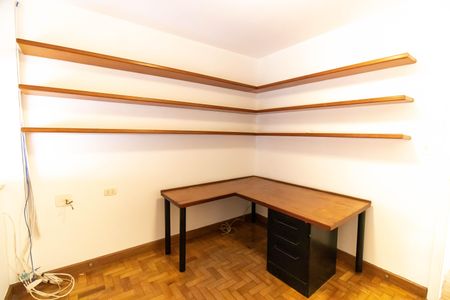 Quarto 1 de apartamento à venda com 3 quartos, 147m² em Icaraí, Niterói