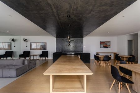 Apartamento para alugar com 34m², 2 quartos e sem vagaÁrea comum - Salão de festas