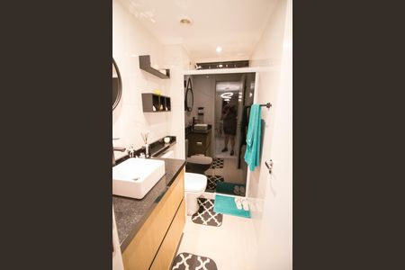 Apartamento à venda com 71m², 2 quartos e 1 vagaBanheiro