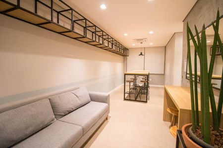 Apartamento à venda com 71m², 2 quartos e 1 vagaÁrea comum