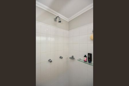 Casa à venda com 620m², 3 quartos e 4 vagasBanheiro da Suíte 1