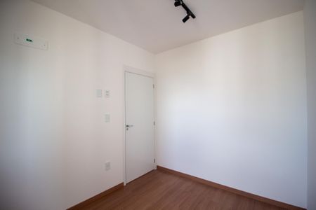 Apartamento para alugar com 69m², 2 quartos e 2 vagasQuarto