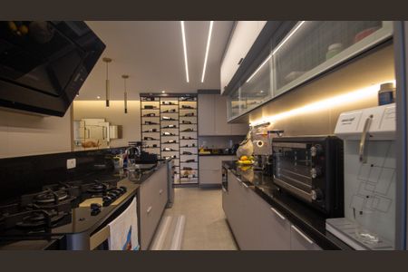 Apartamento à venda com 160m², 3 quartos e 3 vagasCozinha e Área de Serviço