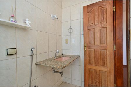 Apartamento à venda com 68m², 2 quartos e 2 vagas Apartamento à venda com 68m², 2 quartos e 2 vagasBanheiro Suite