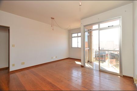 Sala de apartamento à venda com 2 quartos, 68m² em Fernão Dias, Belo Horizonte