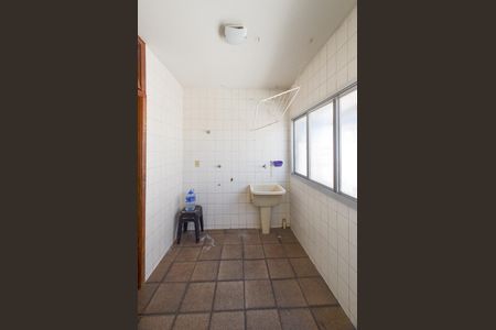 Apartamento à venda com 68m², 2 quartos e 2 vagas Apartamento à venda com 68m², 2 quartos e 2 vagasÁrea de Serviço