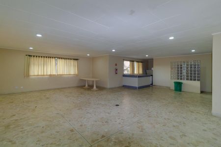 Apartamento à venda com 45m², 2 quartos e 1 vaga Apartamento à venda com 45m², 2 quartos e 1 vagaÁrea comum - Salão de festas