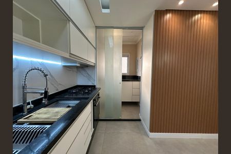 Apartamento à venda com 61m², 2 quartos e 1 vagaCozinha