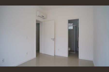 Apartamento para alugar com 82m², 2 quartos e 2 vagas Apartamento para alugar com 82m², 2 quartos e 2 vagasSuíte