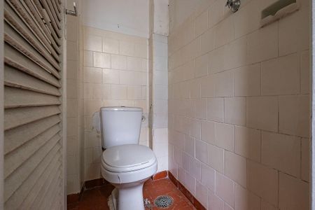 Apartamento à venda com 98m², 2 quartos e sem vagaBanheiro de Serviço