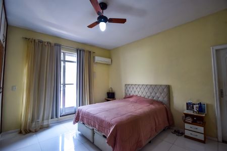 Casa de condomínio para alugar com 360m², 3 quartos e 3 vagasSuíte 2