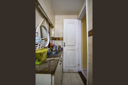 Casa de condomínio para alugar com 360m², 3 quartos e 3 vagasBanheiro da Suíte 2